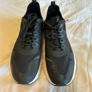 Black sorel sneakers